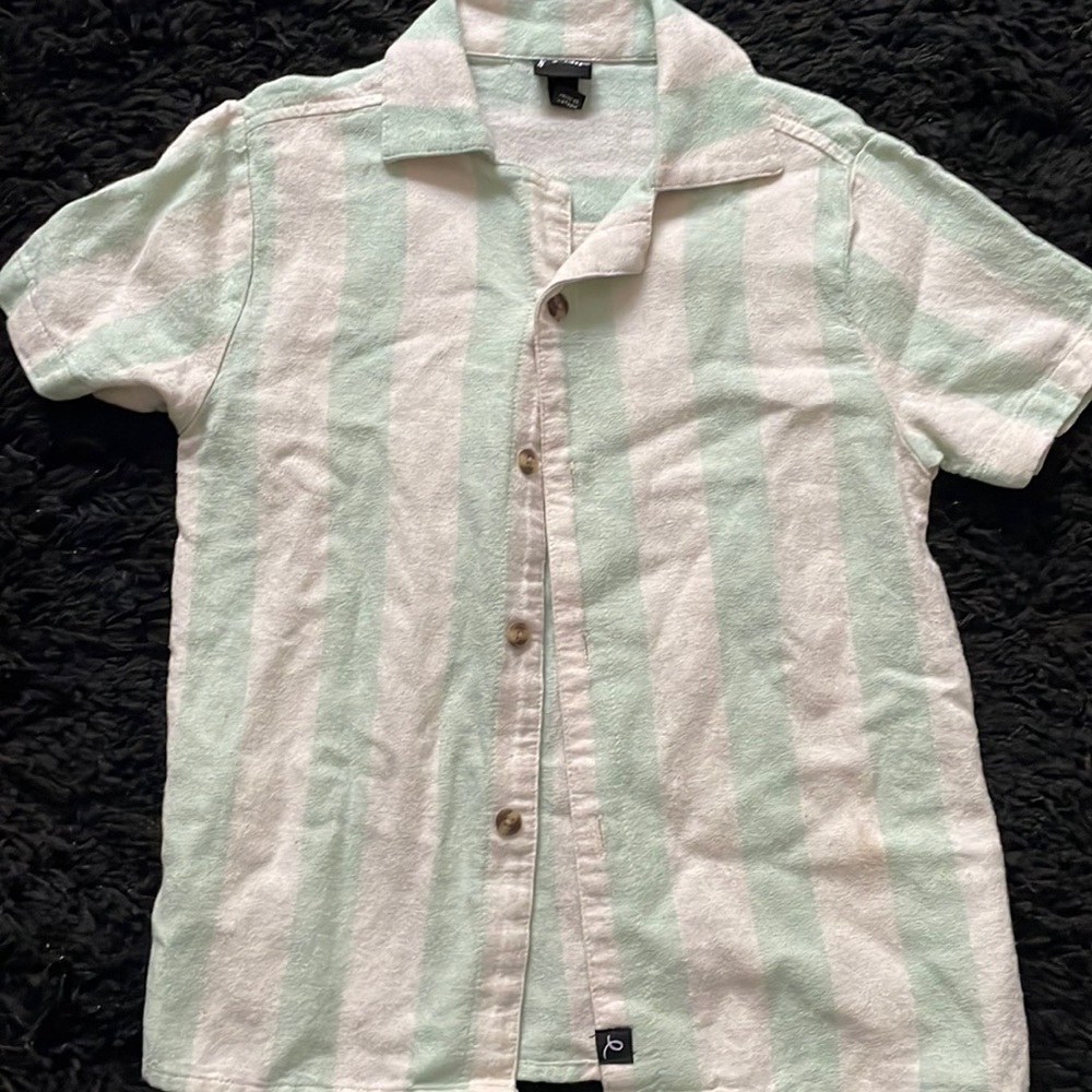 Art class button down